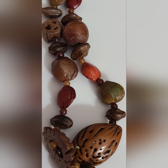 Vintage nuts and seeds long necklace Fall Autumn 44" beautiful colors euc - Picture 4 of 8